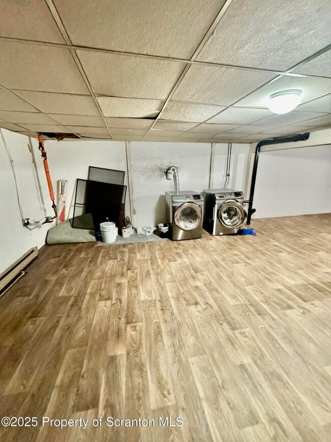 Building Photo - 17 Hunts Ct