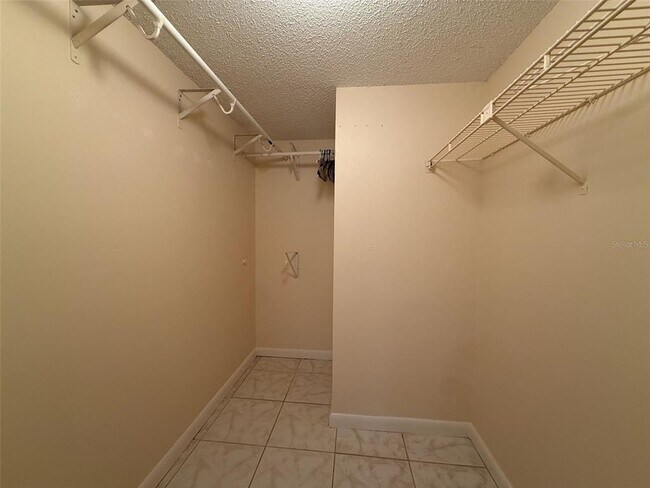 Building Photo - 6219 Palma Del Mar Blvd S