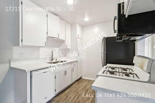 Building Photo - 17211 Chatsworth St