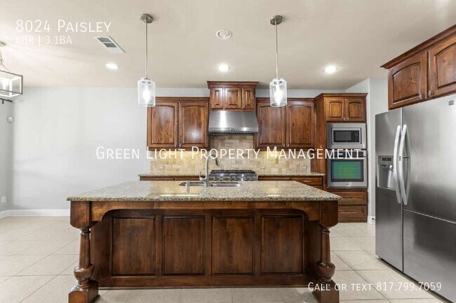 Building Photo - 8024 Paisley-