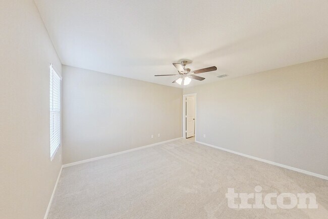 Building Photo - 830 Ginkgo Wy