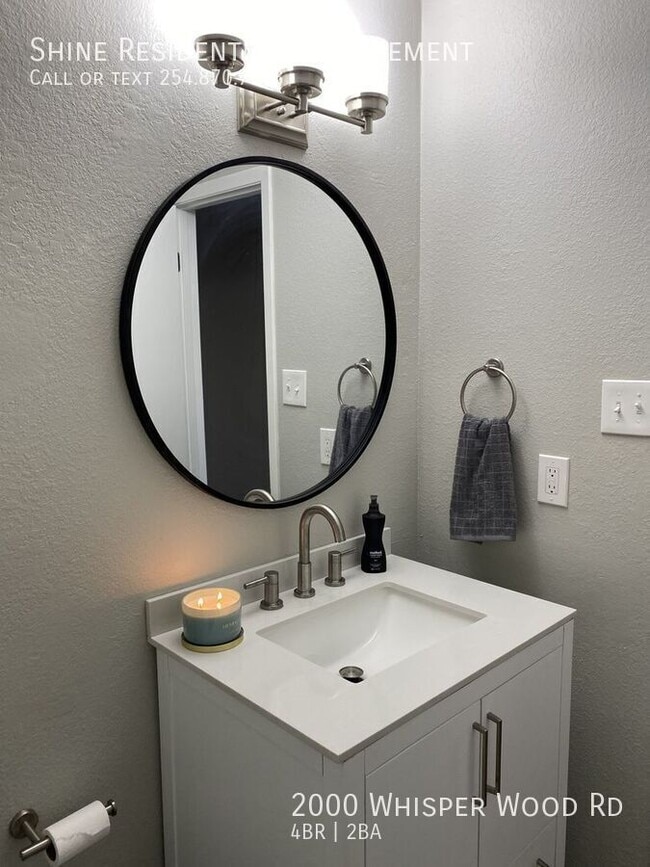 Building Photo - 2000 Whisper Wood Rd