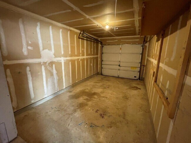 Building Photo - 7209 Aldea Dr