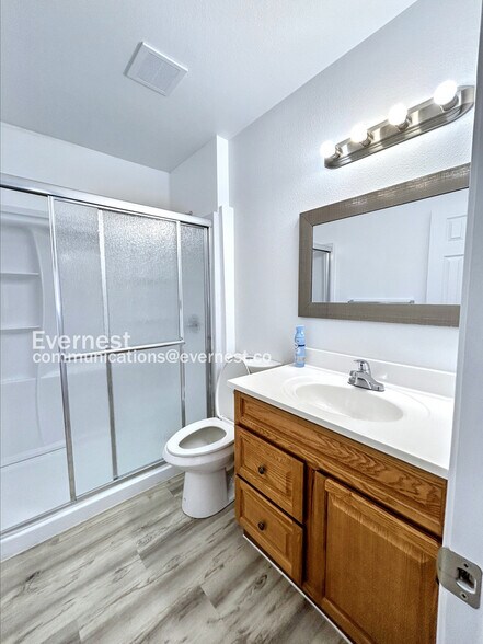 Building Photo - 1120 Yuma St