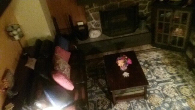 Building Photo - 2180 Yellowtail Rd