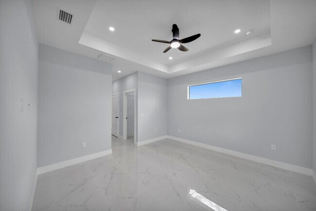Building Photo - 3704 16th St W