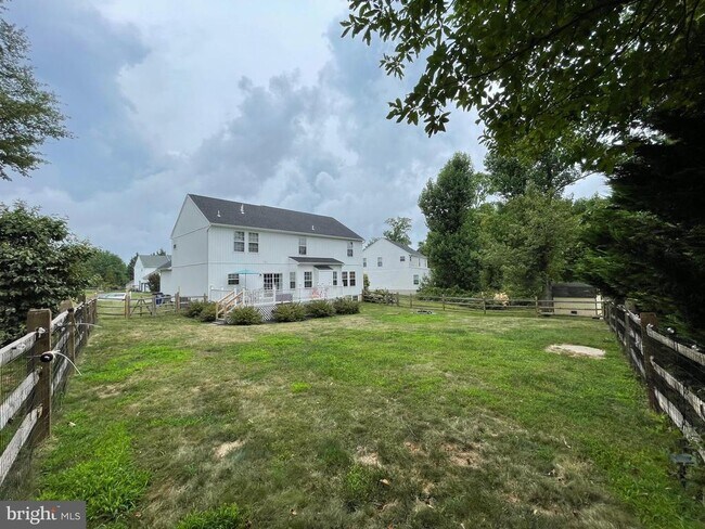 Building Photo - 728 Slate Hill Dr