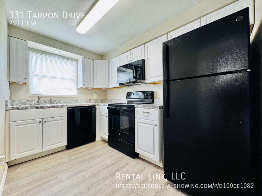 Building Photo - 331 Tarpon Dr