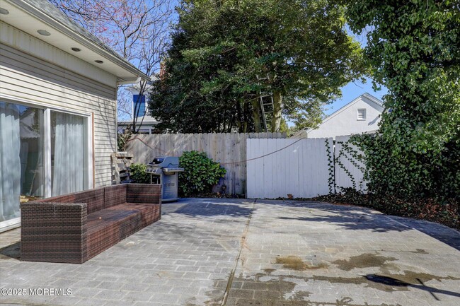 Building Photo - 105 Elberon Ave