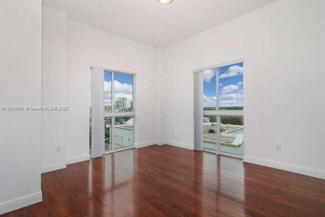 Building Photo - 7280 SW 90th St