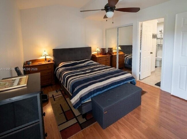 Building Photo - 1016 Via Jardin