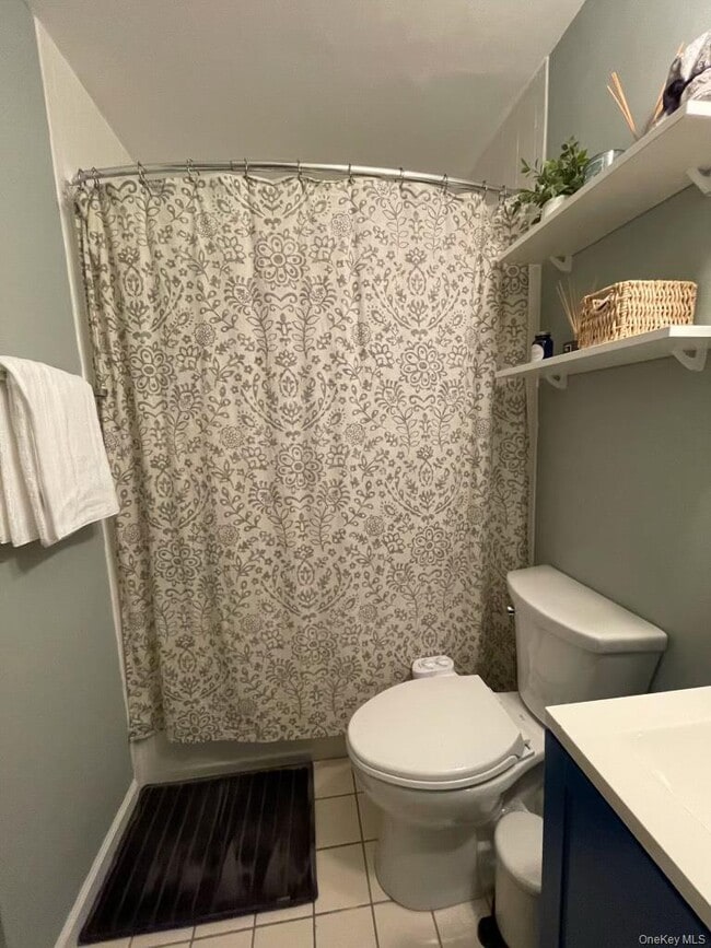 Building Photo - 208 Fairview Cir