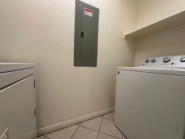 Building Photo - Luxury guard-gated mid-rise Manhattan Cond...