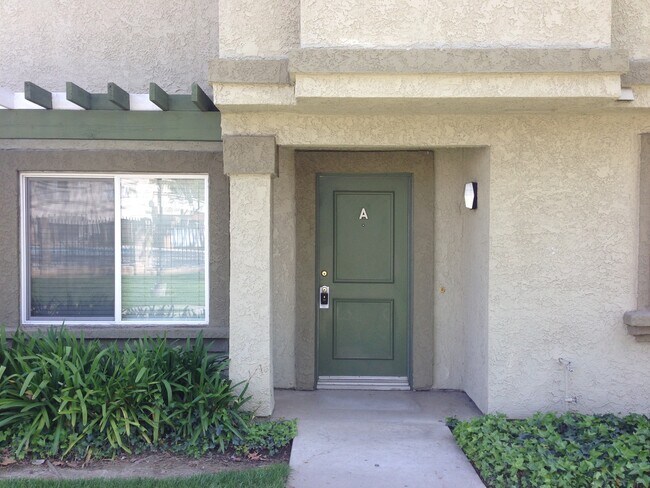 Building Photo - Beautiful CONDO for rent ! 1/2 OFF 1ST MONTH RENT!!