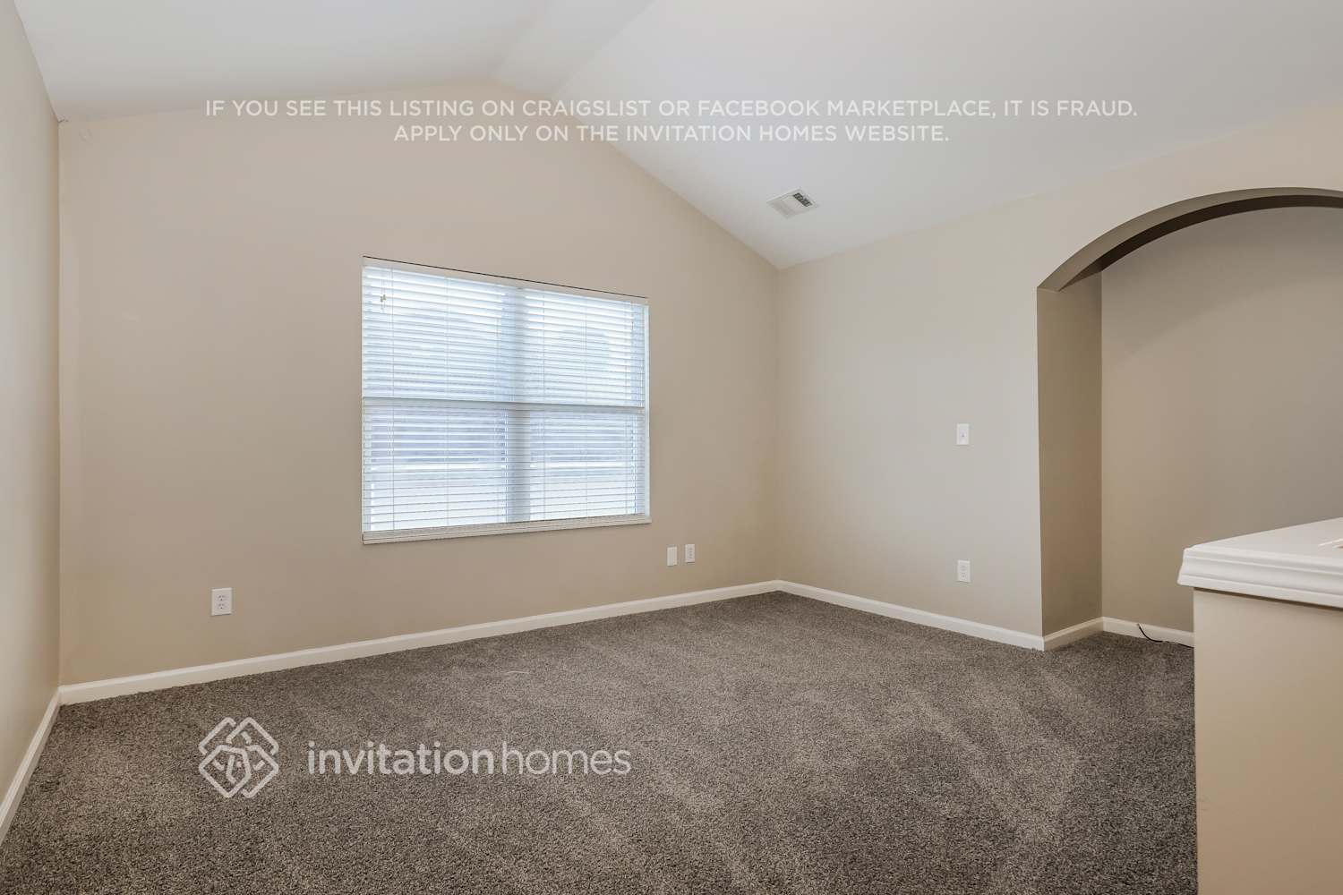 Building Photo - 4319 Rainer Dr