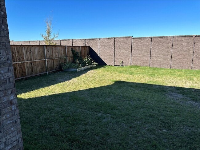 Building Photo - 5301 Austen Ave