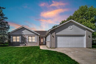 Building Photo - 2848 W 64th Ct