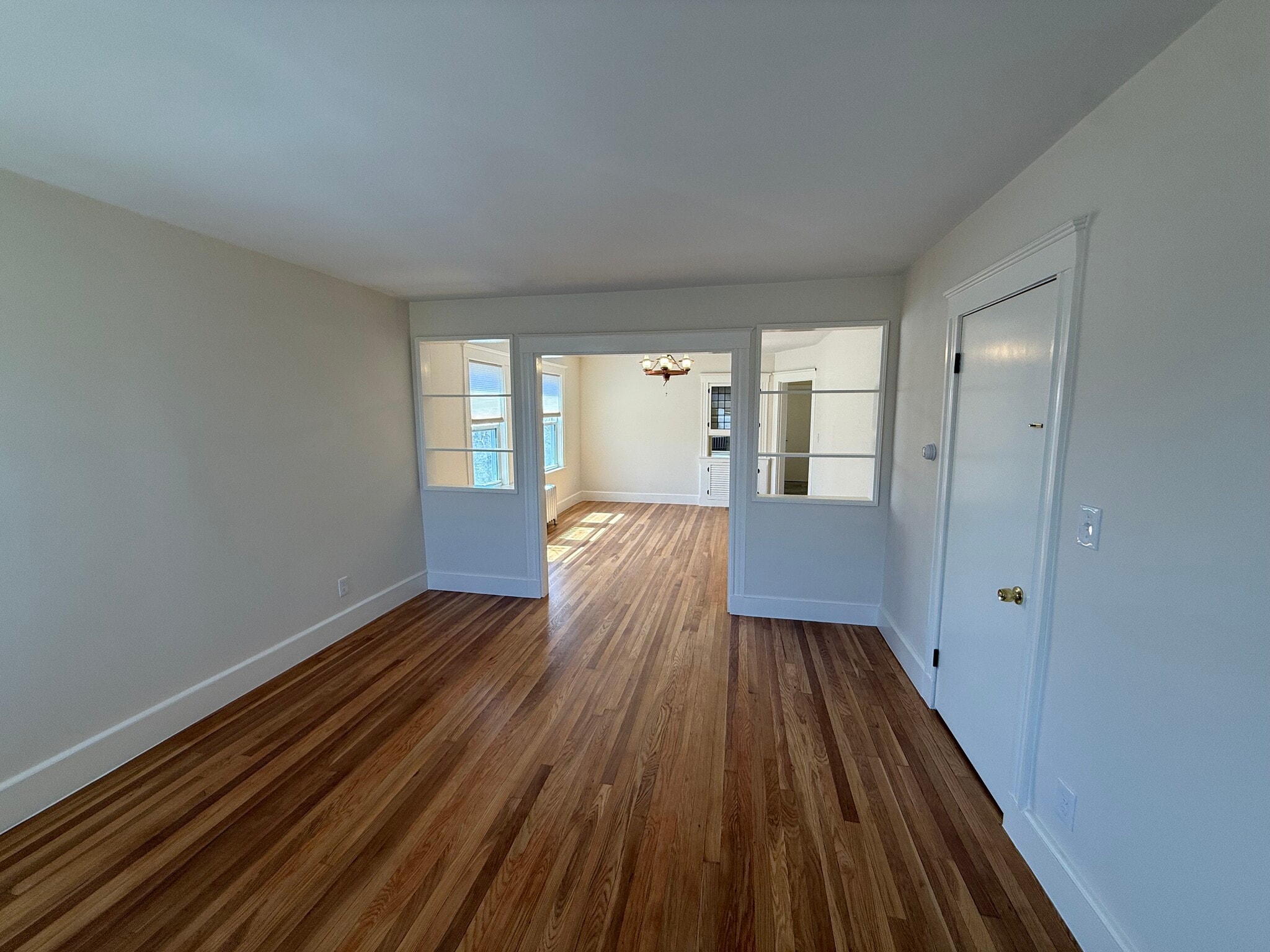 Building Photo - 19 Chauncey St