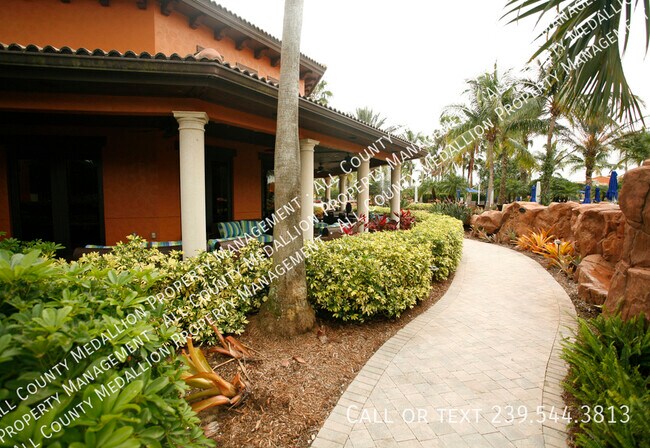 Building Photo - 11070 Esteban Dr