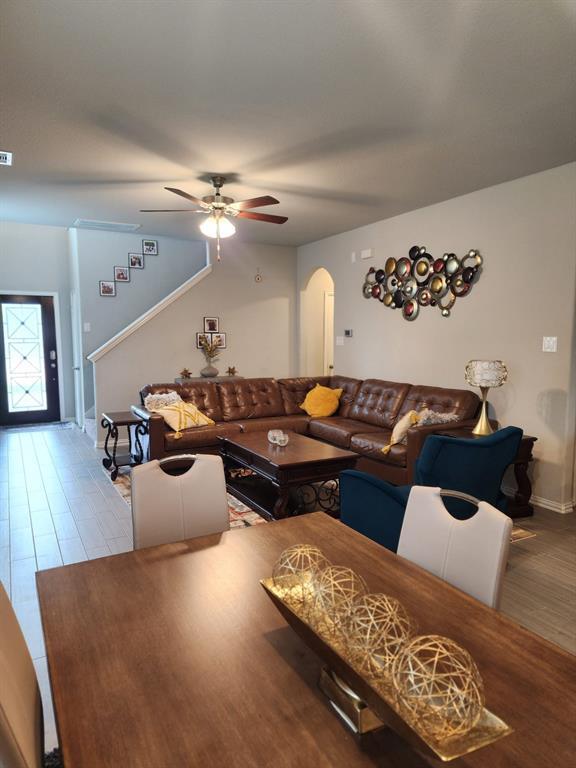 Building Photo - 31314 Spotted Saddle Holw