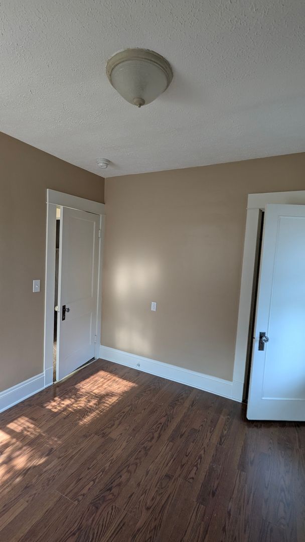 Building Photo - 1268 Clifton Prado