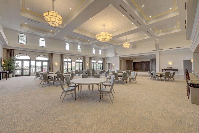 Building Photo - 11460 SW Pietra Wy