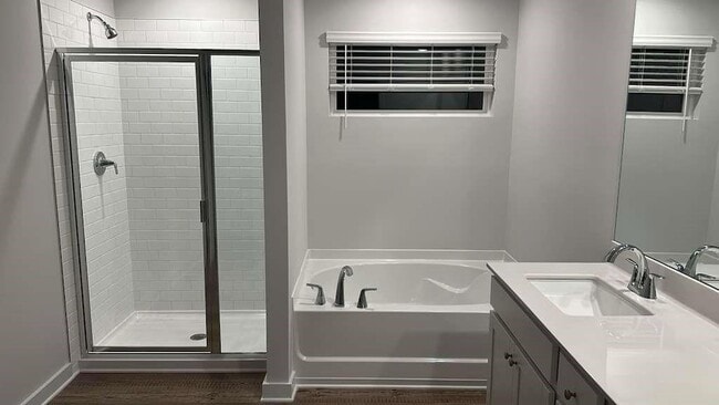 Building Photo - 1707 Harper Lily Ln