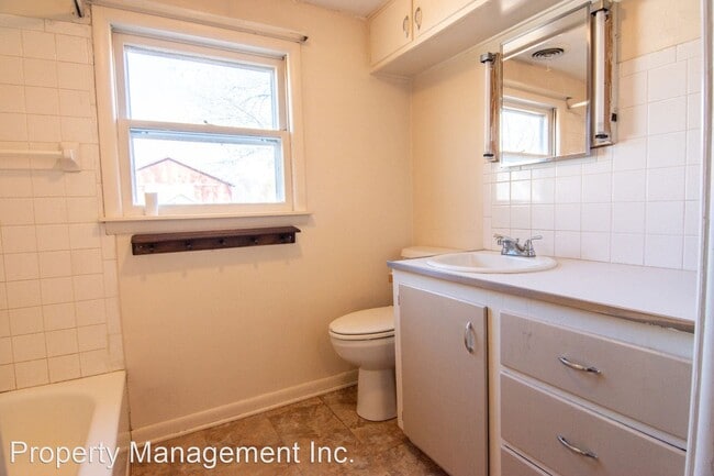 Building Photo - 2 br, 1 bath House - 2487 CR 2700