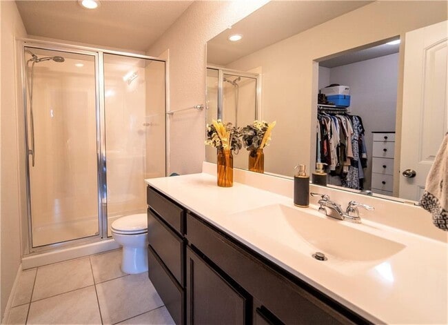 Building Photo - 10406 Hatton Ln