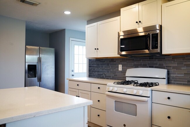 Building Photo - 3522 Rosedale St