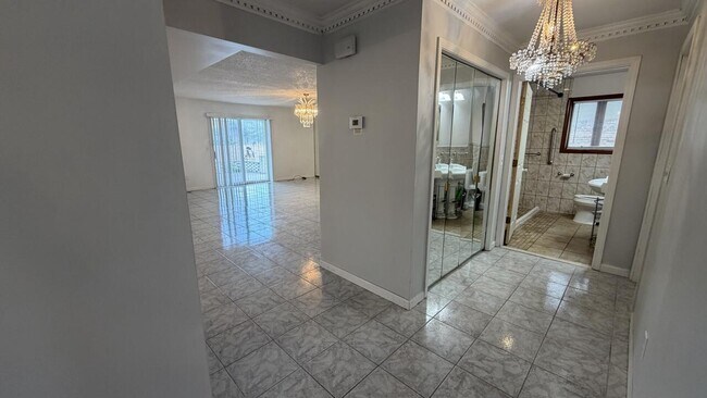 Building Photo - 36868 Melbourne Dr