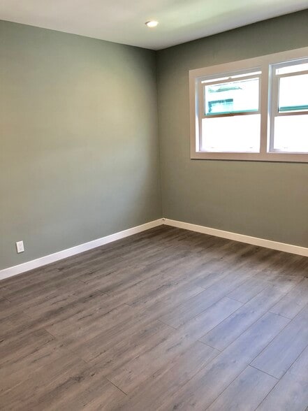 Building Photo - 1139 S Corning St