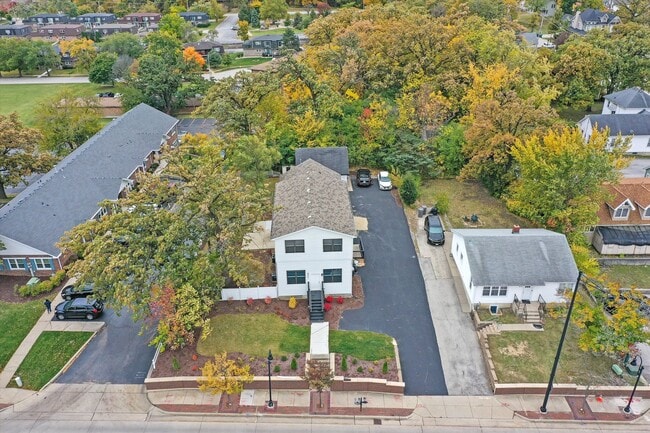 Building Photo - 9771 W 143rd St