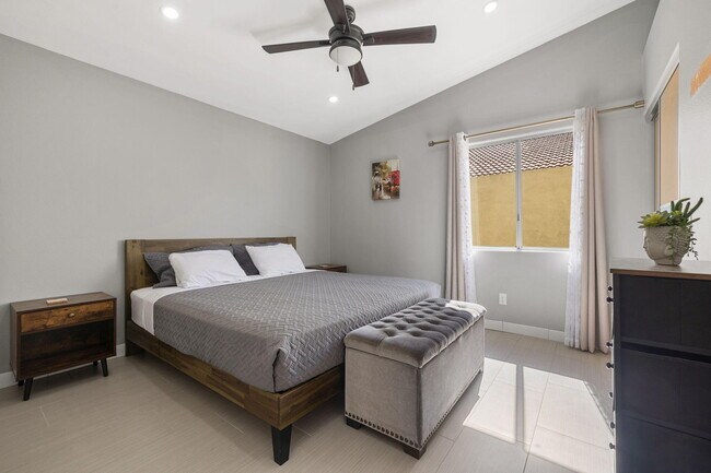 Building Photo - 31115 Whispering Palms Trail