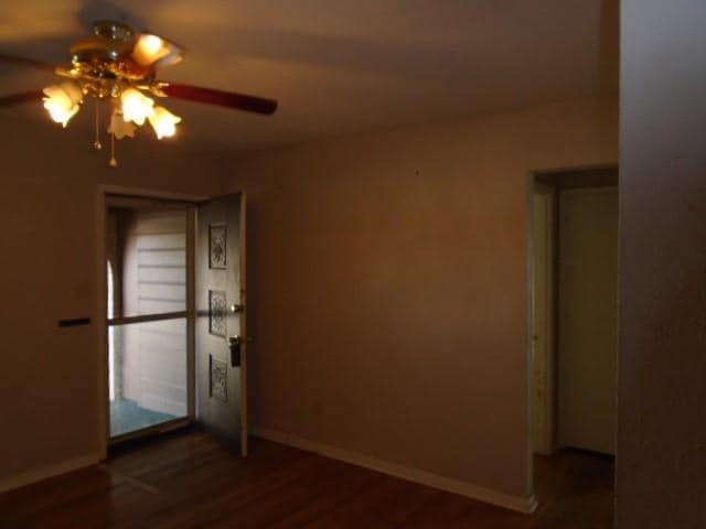 Building Photo - 1274 S San Jose Dr