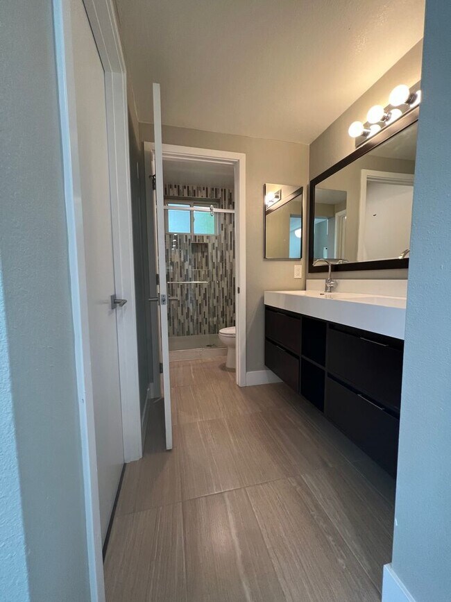 Building Photo - 2 bed/2 bath charming ADU for Rent in Concord