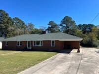 Building Photo - 418 Starke Dr