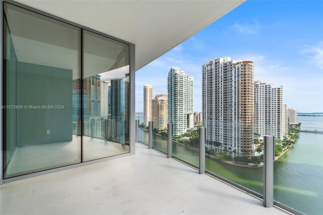 Building Photo - 300 Biscayne Blvd Way