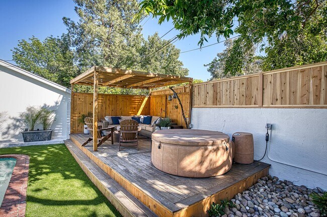 Building Photo - 22140 Ybarra Rd