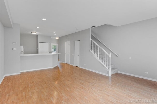 Building Photo - 2553 Carrolwood Rd