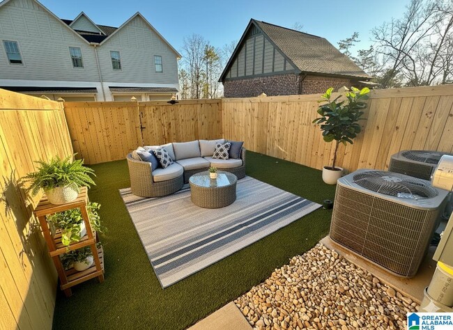 Building Photo - 1737 Monkton Ln