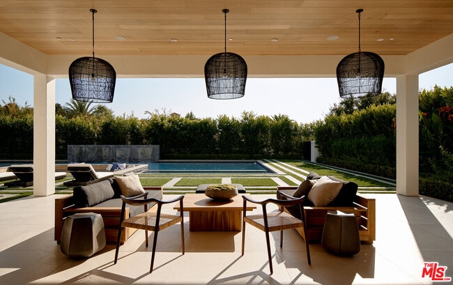 Building Photo - 25242 Prado Del Grandioso