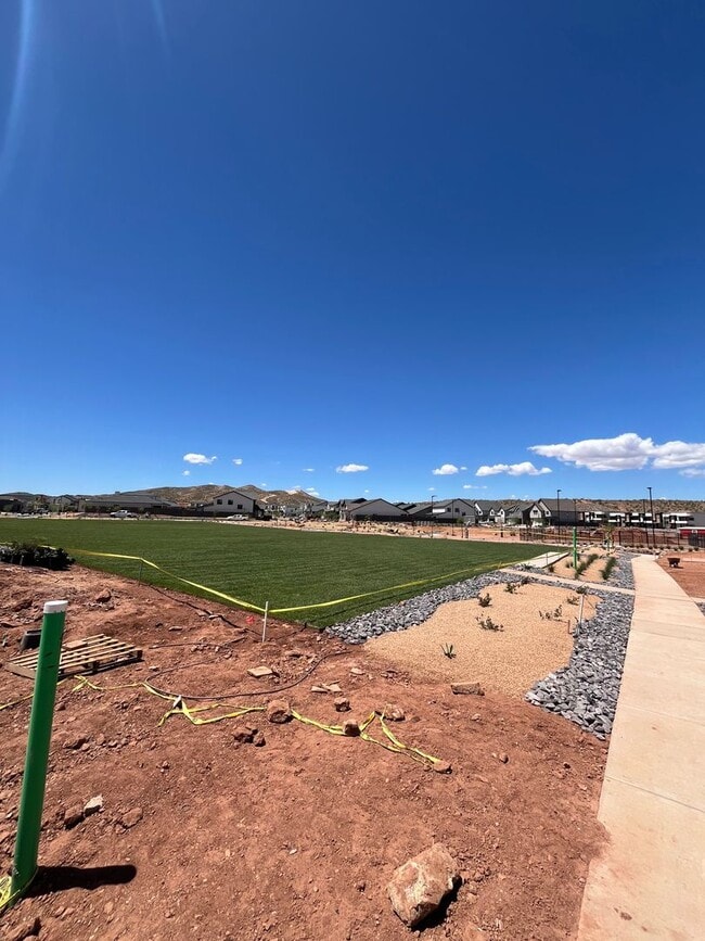 Building Photo - DIRECTLY ACROSS FROM THE AMMENITIES!
