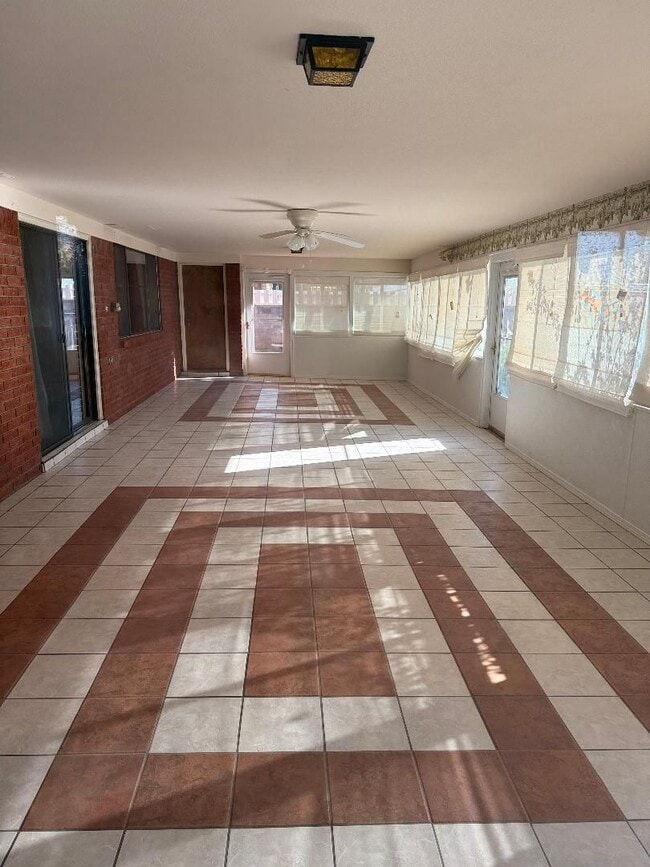 Building Photo - Large Vintage Home Available