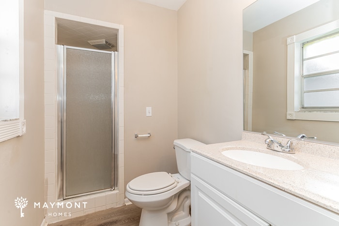 Building Photo - 6142 Donegal W