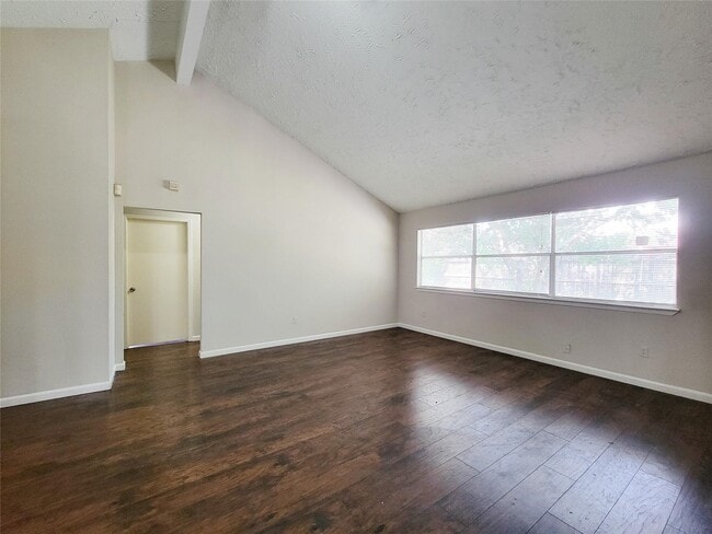 Building Photo - 9415 Beckford Dr
