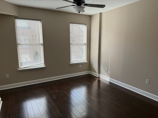 Building Photo - 1315 East Blvd