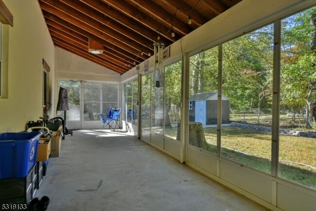 Building Photo - 79 Colgate Ave
