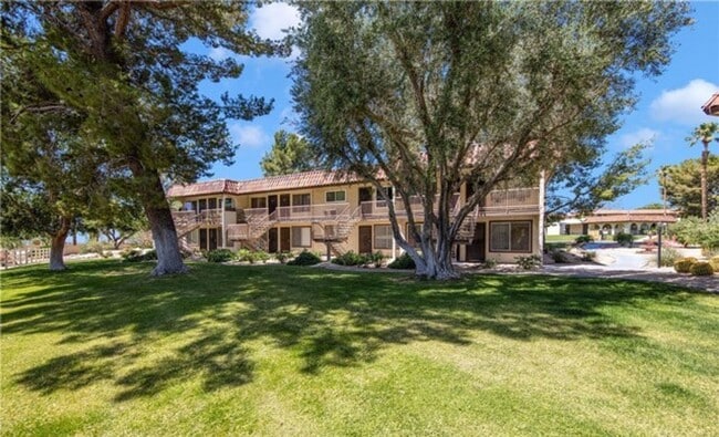 Building Photo - FREE CABLE & INTERNET....WATER & TRASH INCLUDED IN RENT