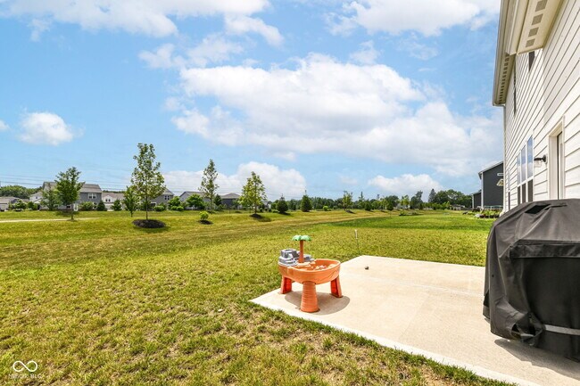 Building Photo - 7101 Oak Trce Ln